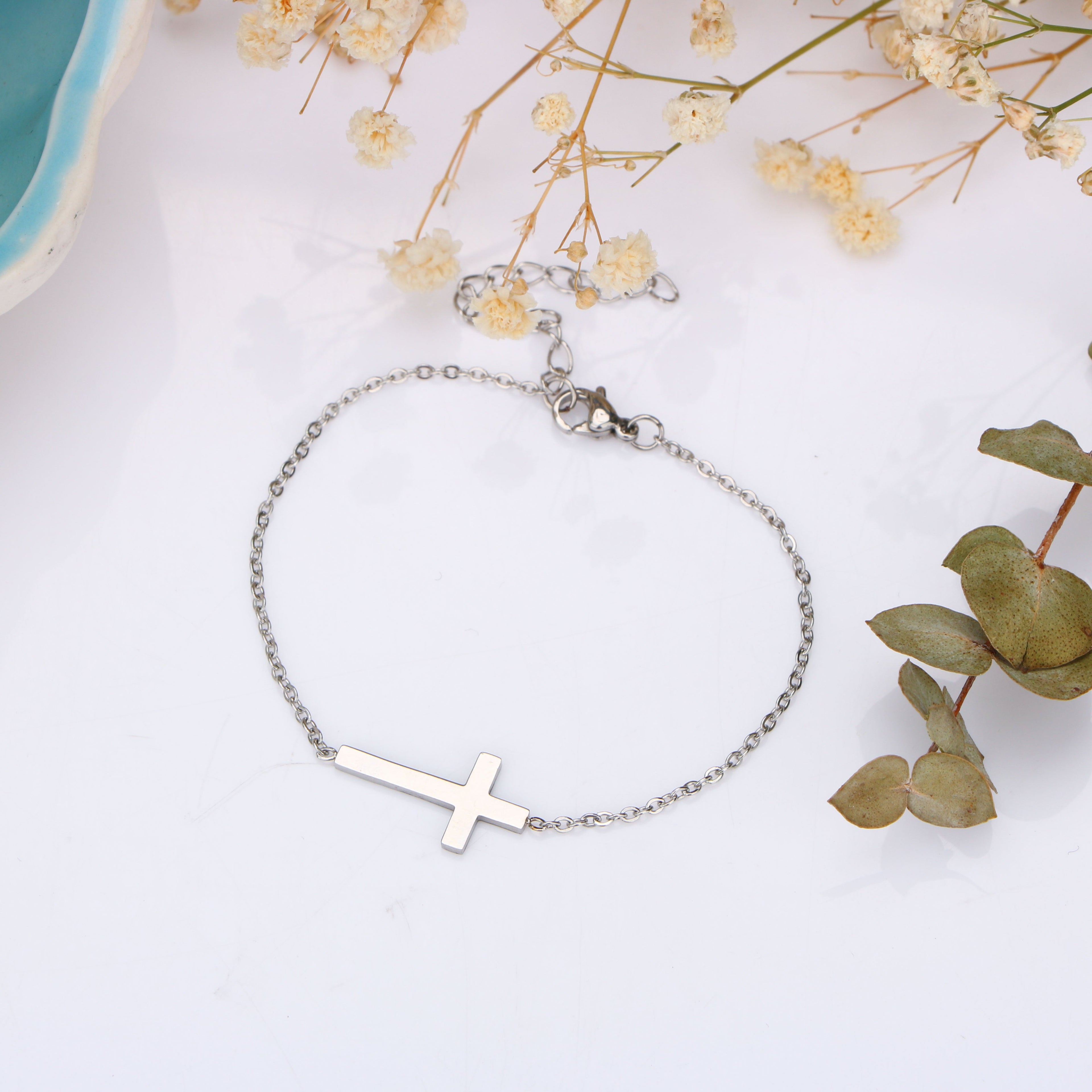 Elegant Silver Christian Cross Bracelet - A Daily Reminder of Faith and Grace