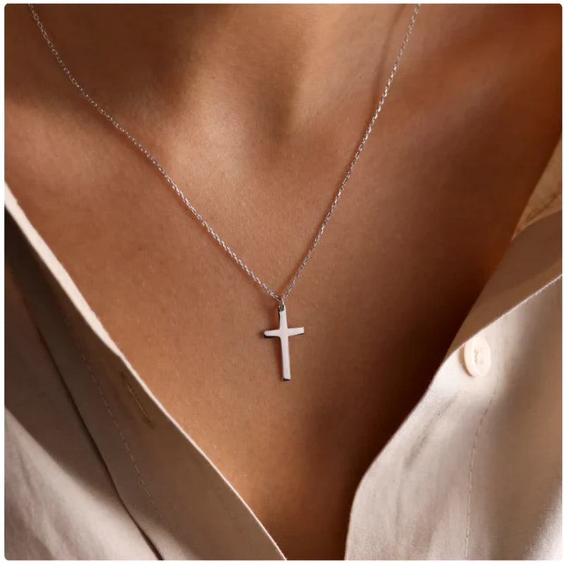 Elegant Gold Cross Necklace - A Beautiful Reminder of Faith and Grace